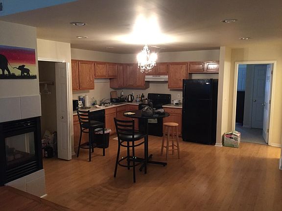 4th image of 1484 Crimson Way