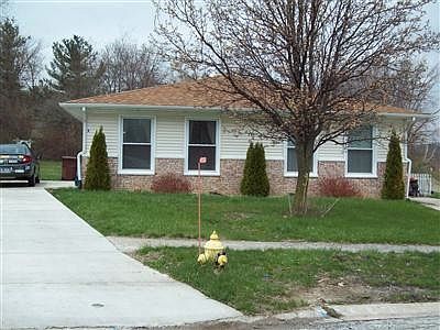 End of culdesac with no thru traffic