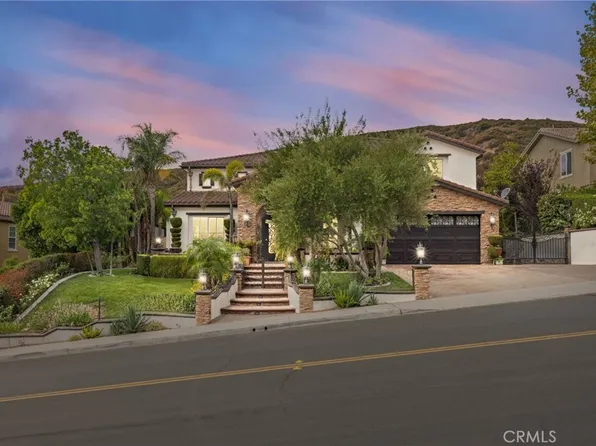 4288 Foxborough Dr, Fontana, CA 92336