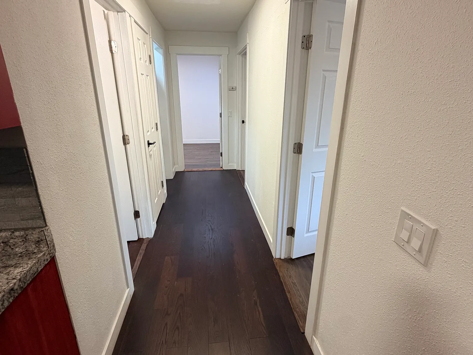 3 bed, 1220 sqft, $2,995 — Photo 4