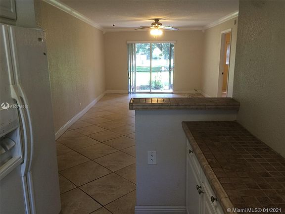 3rd image of 5080 SW 64th Ave APT 103