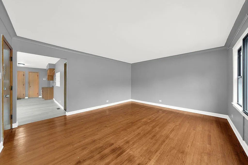 2 bed, 900 sqft, $1,500 — Photo 4