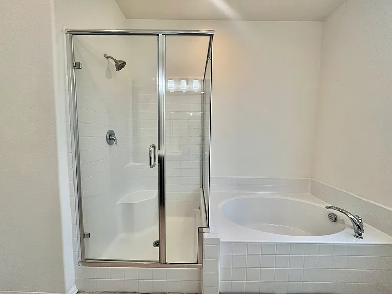 7805 Marbil Ln — Photo 24