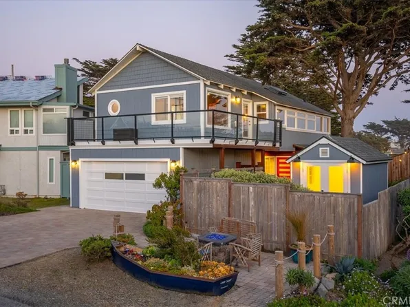 250 Cambridge St, Cambria, CA 93428