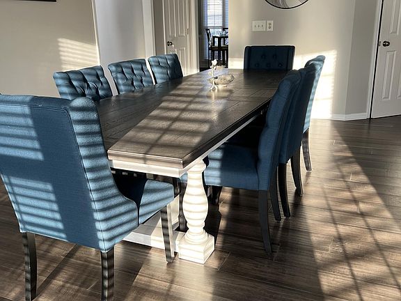 Kitchen table seats 8!