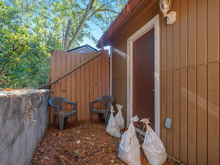 2203 Sandpiper St — Photo 17