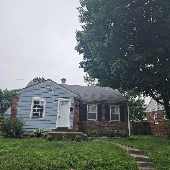 212 Virginia Ct — Photo 23