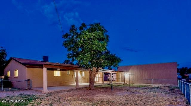 1st image of 3026 Los Arenales St