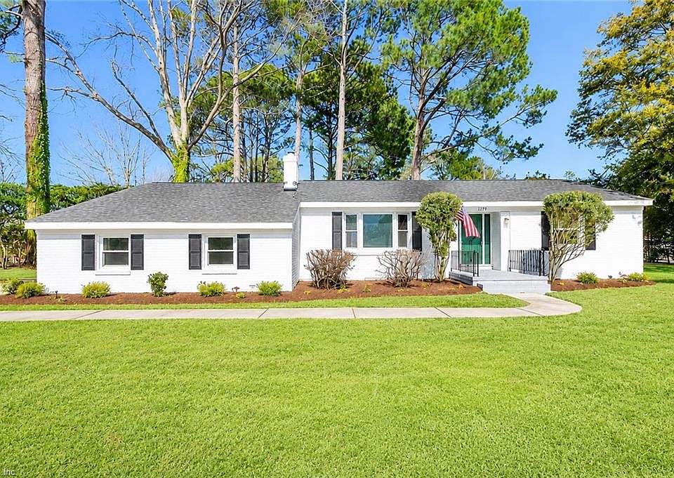 1st image of 2300 Plantation Dr