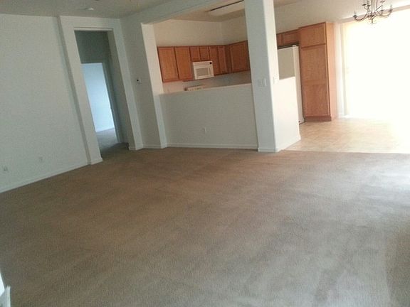 3rd image of 129 W Calle Guija