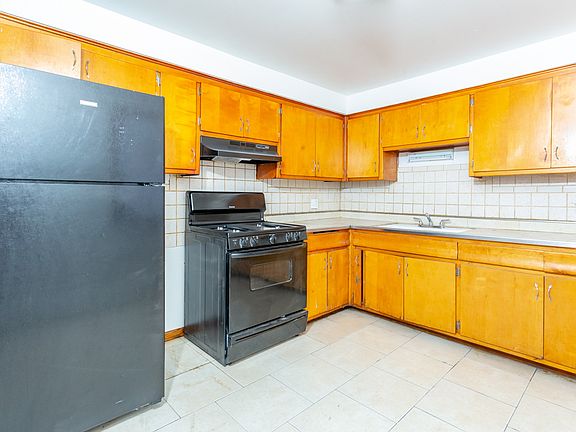 2nd image of 7945 S Dobson Ave APT 1D