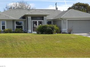 819 SW 11th Ave, Cape Coral, FL 33991