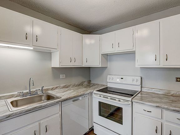 4th image of 5100 N Marine Dr APT 11G