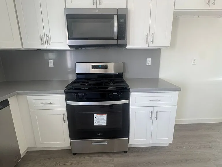9806 Krista Vineyard Way — Photo 16