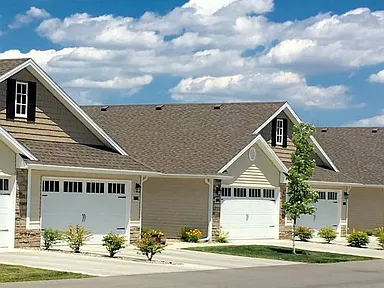 2 Bedroom, 2 Bath with 2 Car Garage