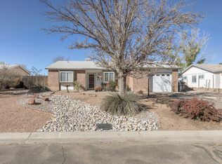 701 Sunflower Dr SW, Rio Rancho, NM 87124