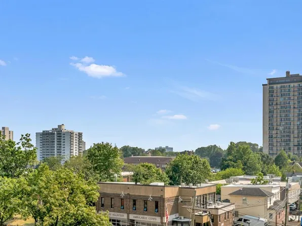 2000 Linwood Ave APT 6M, Fort Lee, NJ 07024