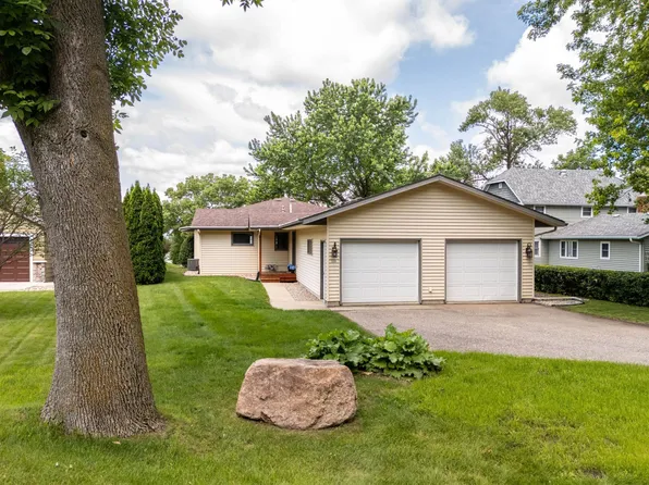 1114 S Lakeshore Dr, Glenwood, MN 56334