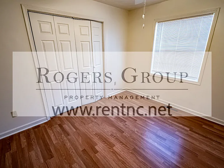 607 Parkway Dr — Photo 4