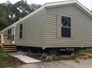 3010 W 49th St TRLR 55, Davenport, IA 52806