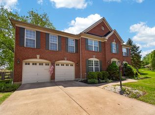 1195 Parkside Dr, Batavia, OH 45103