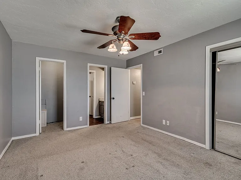 14431 N Pennsylvania Ave #D — Photo 16