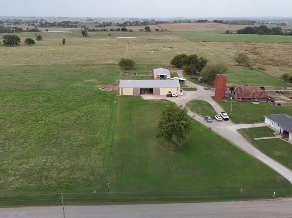 8533 S 4470th Rd, Welch, OK 74369
