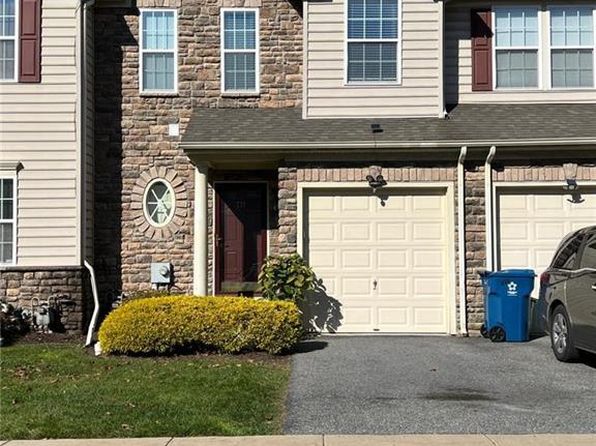 211 Auburn Dr