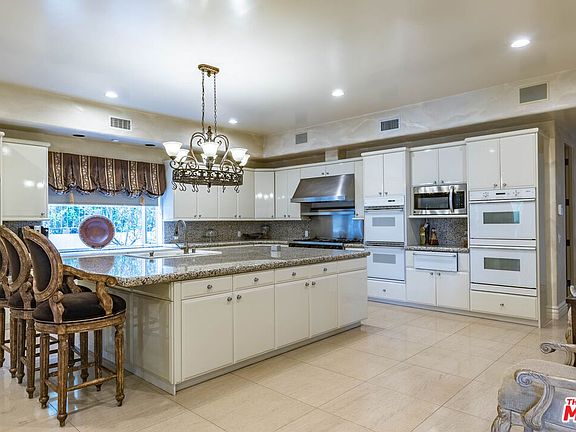 3rd image of 24921 Palmilla Dr
