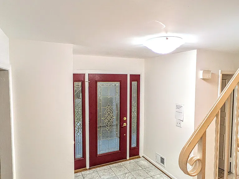 8835 Tuckerman Ln — Photo 17