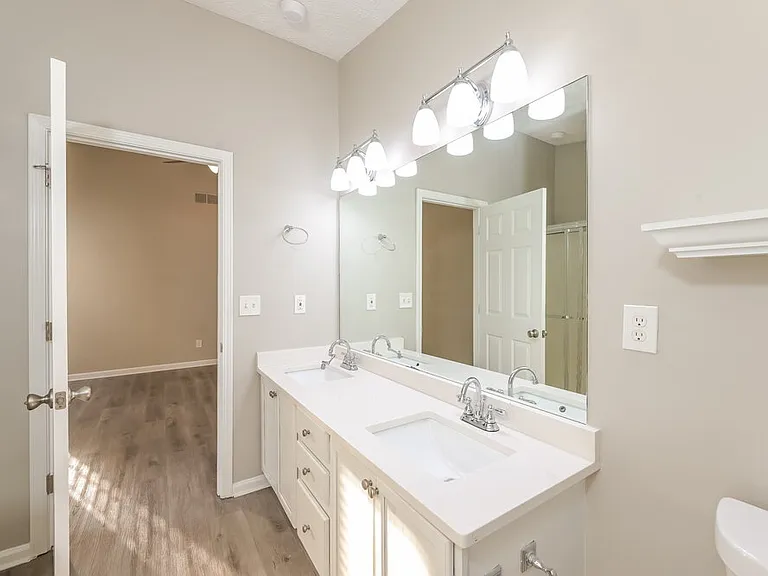 300 Windsor Brook Ln SE — Photo 11
