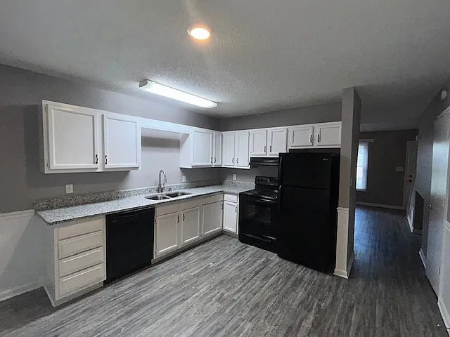 2866 Mountcrest Cir NW — Photo 5