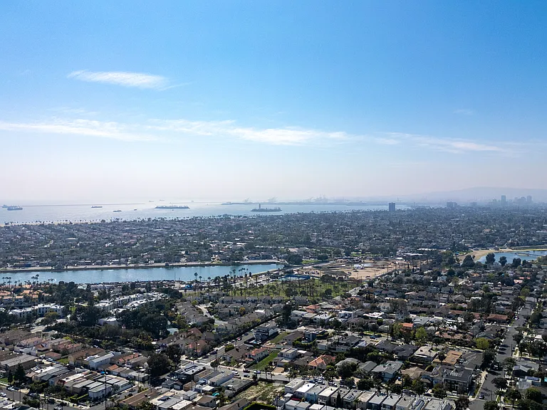 436 N Bellflower Blvd #201 — Photo 30