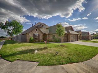 12 SW 174th St, Oklahoma City, OK 73170