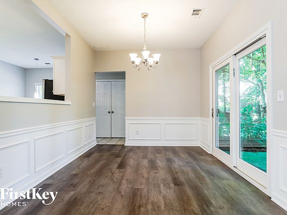 5th image of 554 Lullingstone Dr SE