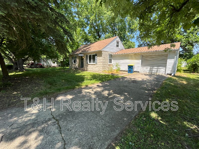 1st image of 8918 Birch St