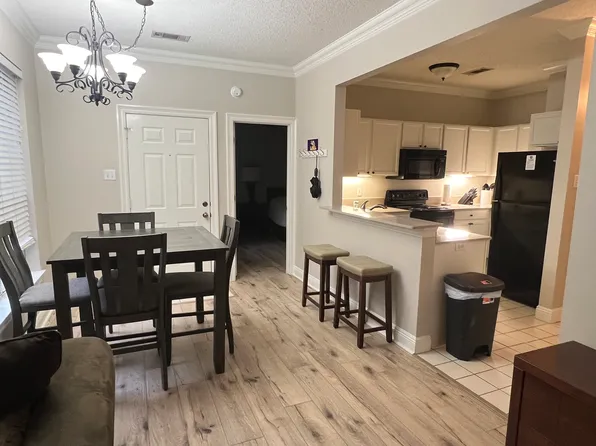 4464 Highland Rd, Baton Rouge, LA