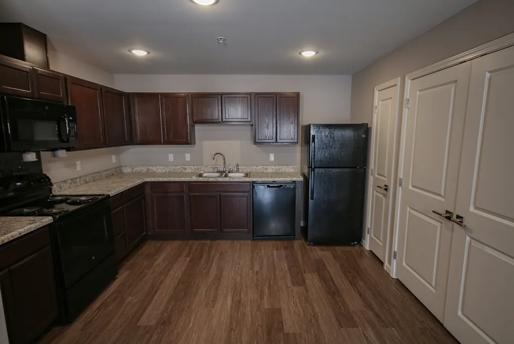 Cityline Apartments — Photo 1