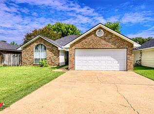2564 Downs Cir, Bossier City, LA 71111