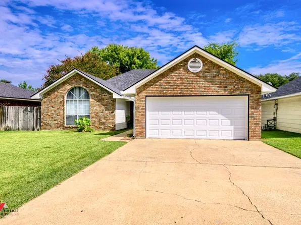 2564 Downs Cir, Bossier City, LA 71111