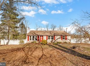 418 Brook Dr, Spring City, PA 19475