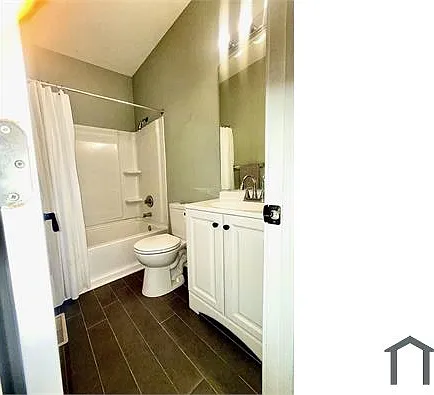 1876 Joseph E Boone Blvd NW #B — Photo 5