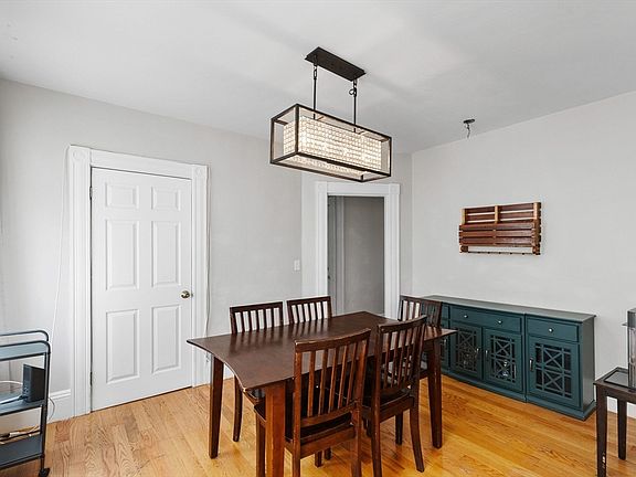3rd image of 146 North St APT 4