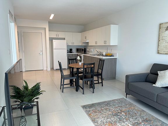 5th image of 1310 NW 8th Ct APT 405