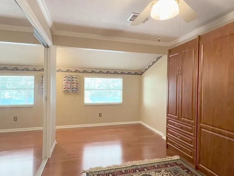 8319 Terracewood Cir — Photo 6