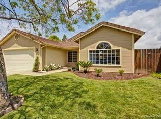 1927 Angeles Gln, Escondido, CA 92029