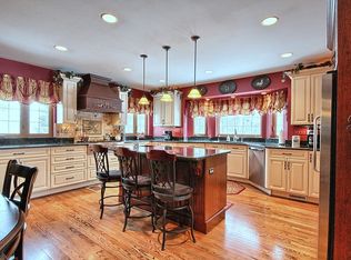 1142 Audubon Rd, Grosse Pointe Park, MI 48230