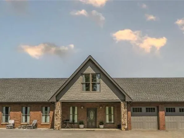 1600 Happy Hollow Rd, Roopville, GA 30170