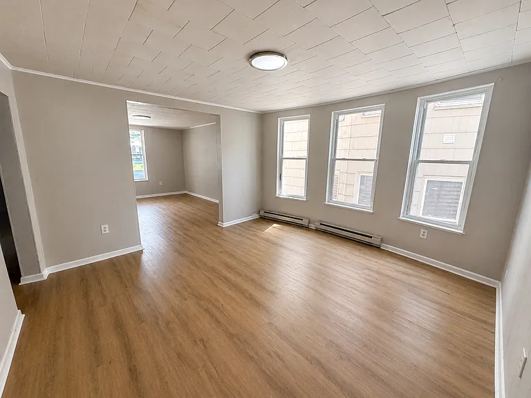 725 Prescott Ave #2 — Photo 5