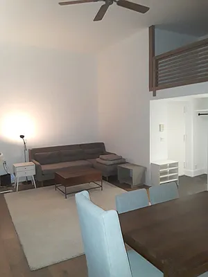 Sold by Manhattan Boutique Real Estate | media 14